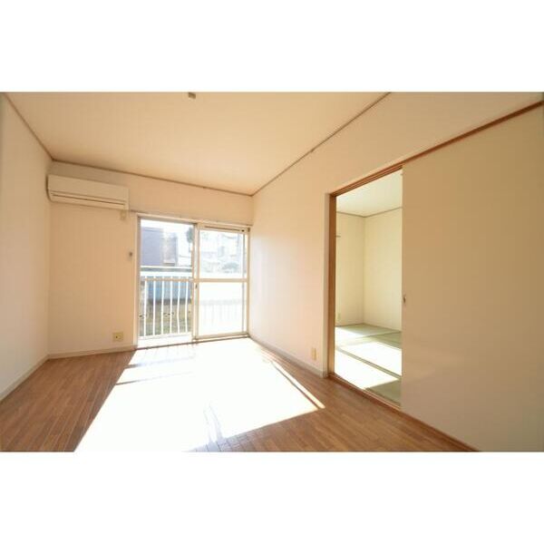 リメイズむさしの リビング