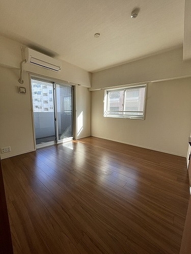 ブランズ調布サザンプレミアム6階 洋室７．０畳（内装前）