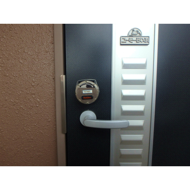 パールサラン204号室 玄関ドア(カードキー仕様)