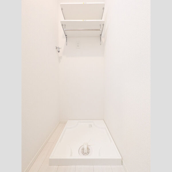 セレスティア西台B102号室 洗濯機置場