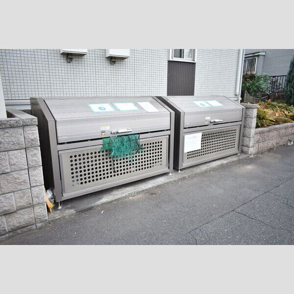 Dandelion　A101号室 敷地内ごみ置き場