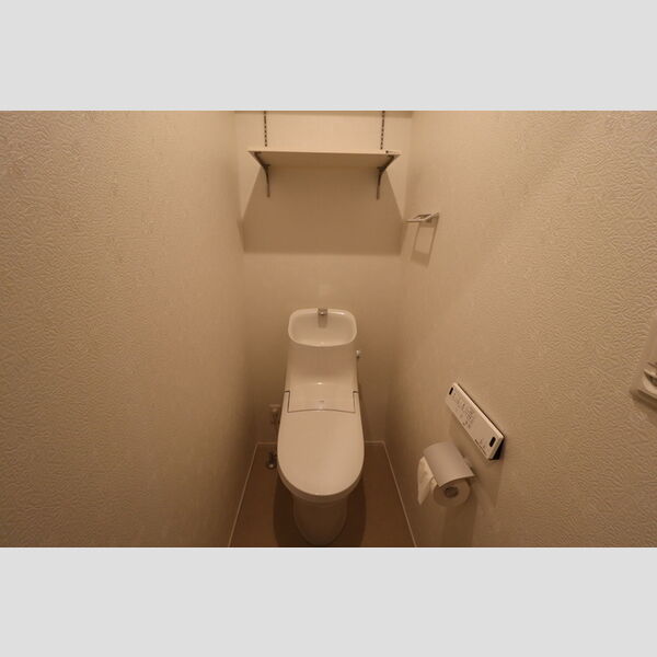 ノエル高砂101号室 トイレ