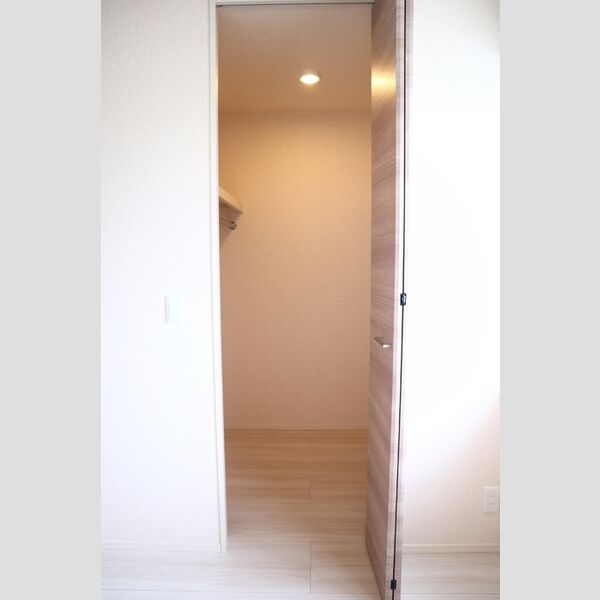 エスポアハイム ウォークインクローゼット