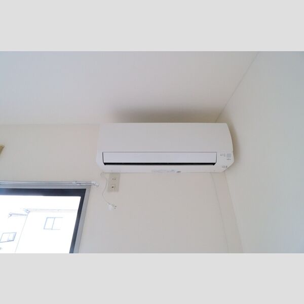 ビーライン大谷本郷202号室 エアコン