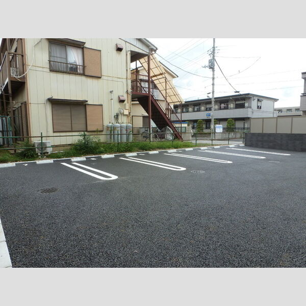 REGALO(レガーロ) 駐車場