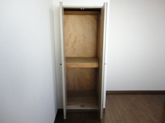 スペリオルＫ 収納（洋室４．１帖）