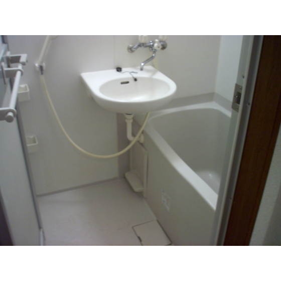 フローラ富士見台 内観