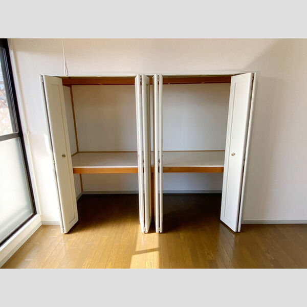 ヴァンベール南浦和 洋室　物入