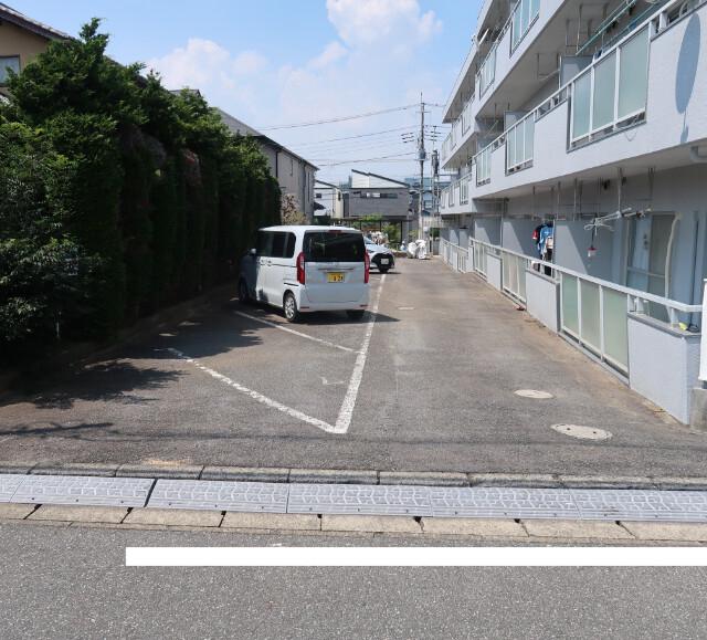 キャビンイトウ 駐車場