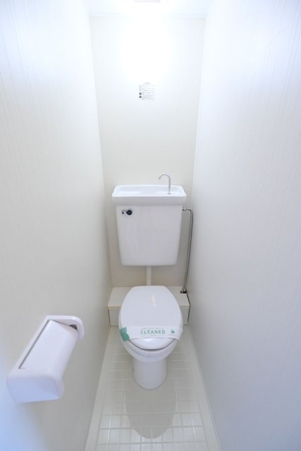 日興パレス駒場6階 トイレ