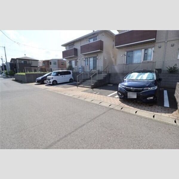 クレアージュ　G 駐車場