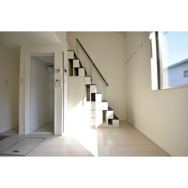 デルソルイケブクロ 内観