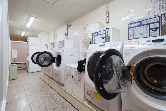 秀和赤坂レジデンシャルホテル2階 コインランドリー
