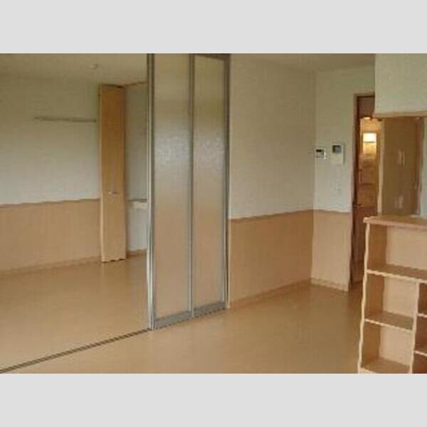 カンパーニュ　C201号室 リビング