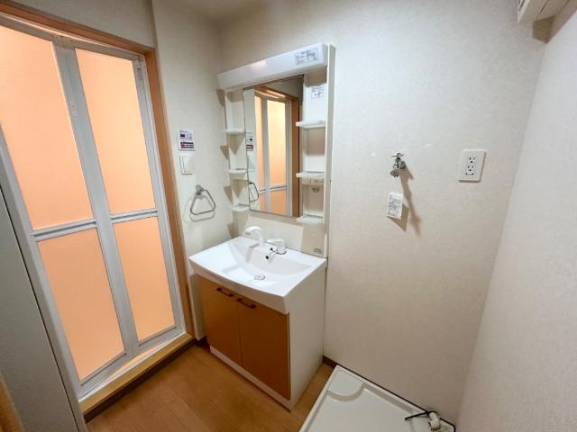 ピアステージ綱島110号室 洗面