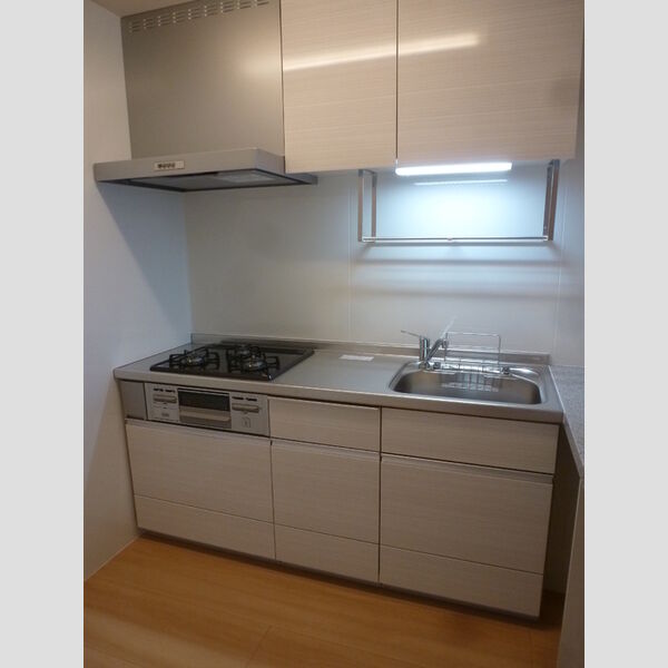 リヴェールⅡ303号室 システムキッチン