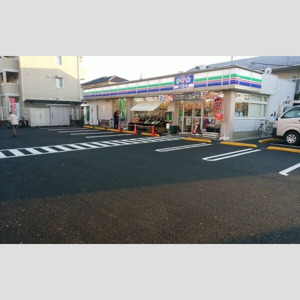 雅　壱番館107号室 スリーエフ日野下田店(135m)