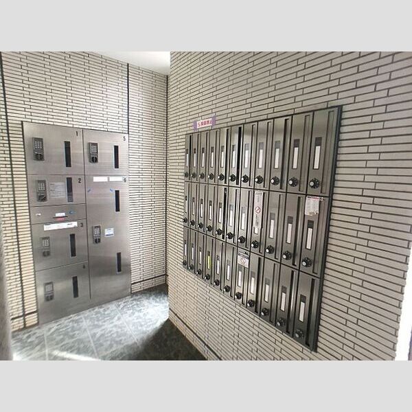 グリーンヒルズ 宅配ボックス・集合ポスト