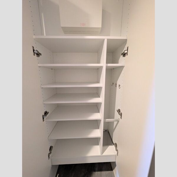 ロイジェント潮見0703号室 シューズボックス