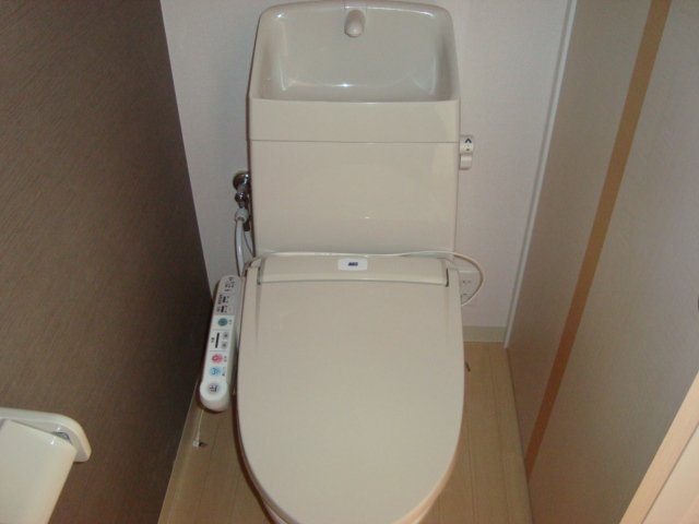 ハーベイロード シャワー付トイレ