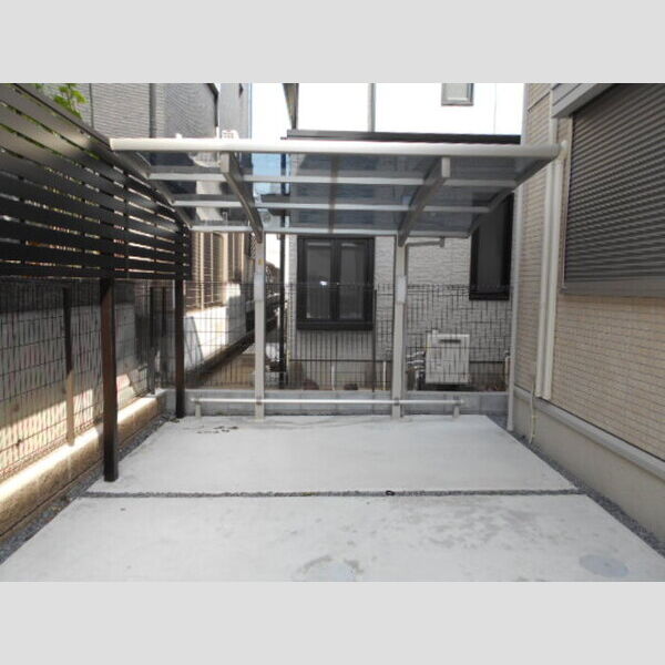 ステラC 駐輪場