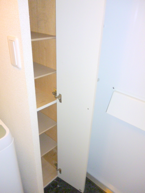 レオパレスプレミール稲毛 シューズボックス