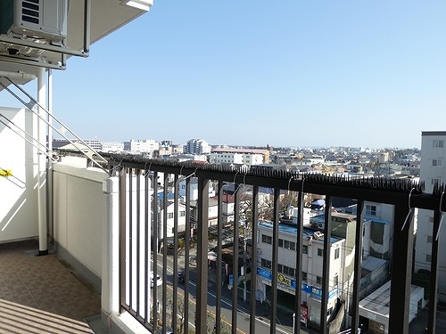 コスモ大和スターアベニューサードウイング バルコニー　※2026年3月の写真