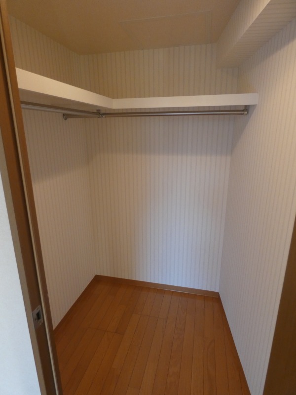 IL MEZZO DI TOKYO，DUE 収納