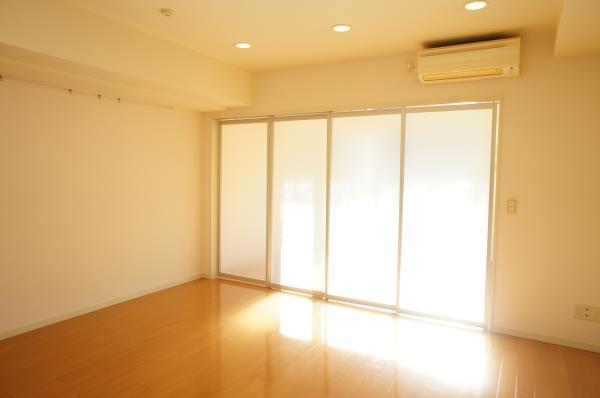 Ｂｒｉｌｌｉａ　ｉｓｔ　三軒茶屋　アイビーテラス6階 リビング