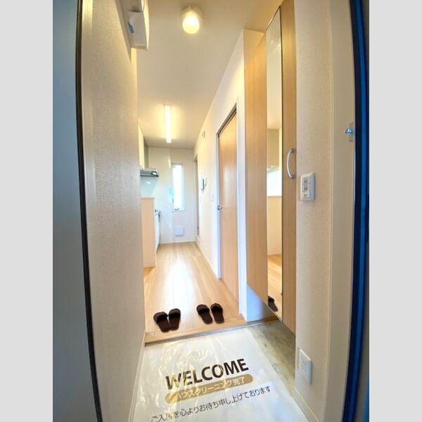 Grace-T 302号室　玄関