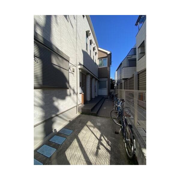 greensouffler201号室 エントランス