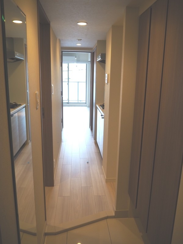 クレイシア新宿ノース3階 玄関