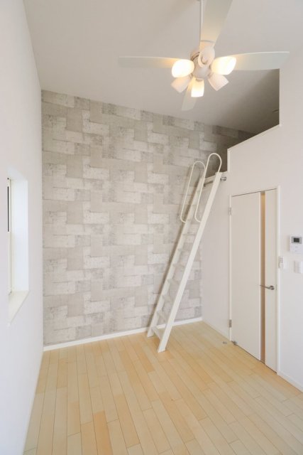 アザーレ・パッシオ栗谷B2階 同建物別部屋の参考画像