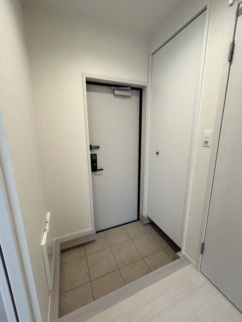 Ｇｌａｎｚ　Ａｏｙａｍａ0102号室 玄関