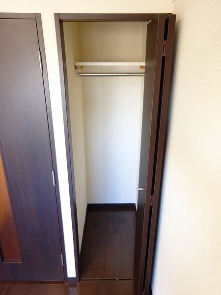 プレステージ高野台603号室 収納