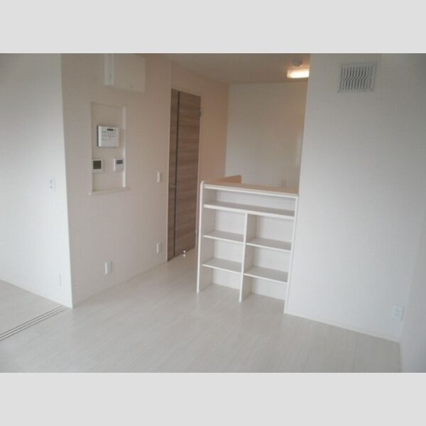 プルミエール大宮七里 　A カウンタータイプでIHのシステムキッチンです☆