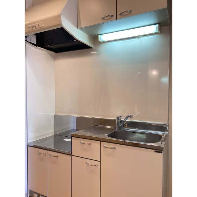 ブォナフォルトゥーナ キッチン