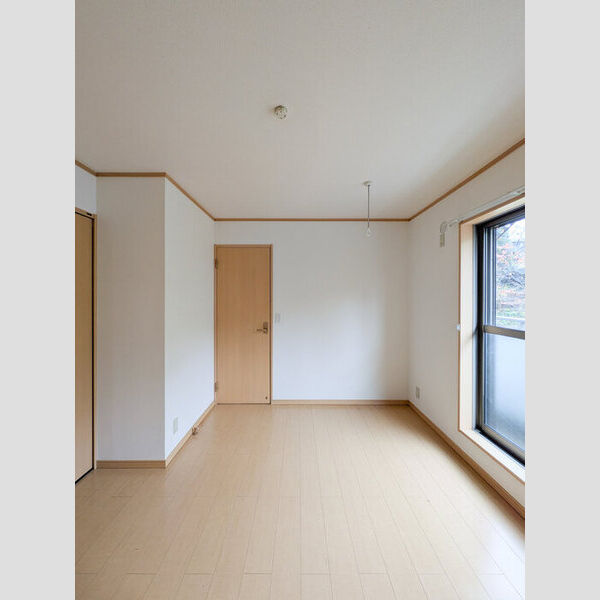 ブリリアンコート 102号室　洋室