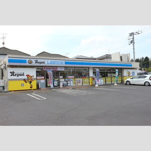 プリムヴェール205号室 ローソン柏名戸ヶ谷一丁目店　152m