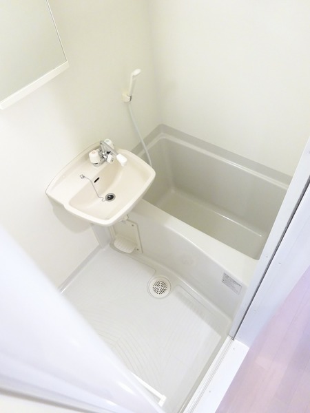 ＳＩＮ－Ｃｉｔｙ本蓮沼ＢＥＬＬＧＲＡＤＥ401号室 お風呂