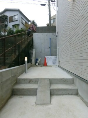 リブリ・溝ノ口3階 エントランス