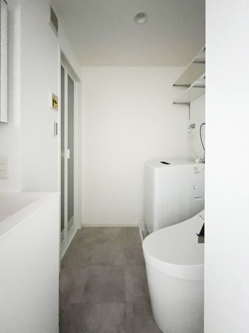 Claudia Takenotsuka／クラウディアタケノツカ クラウディアタケノツカ