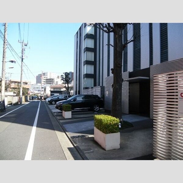 カスタリア目黒鷹番0507号室 駐車場