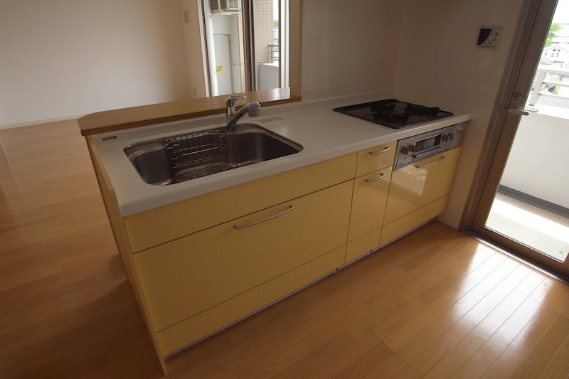 “クオリオ”アイリスパーク キッチン