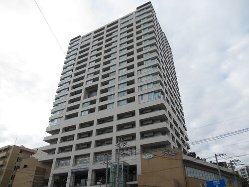 ザ・スカイクルーズタワー9階 マンション外観写真