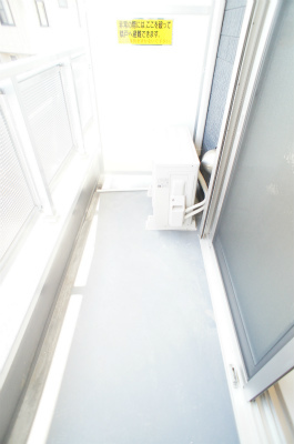 リブリ・エクセルシオ六浦2階 バルコニー