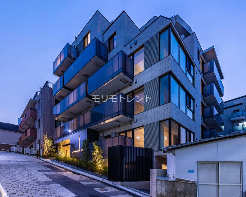 ピアース神楽坂HILLS 外観