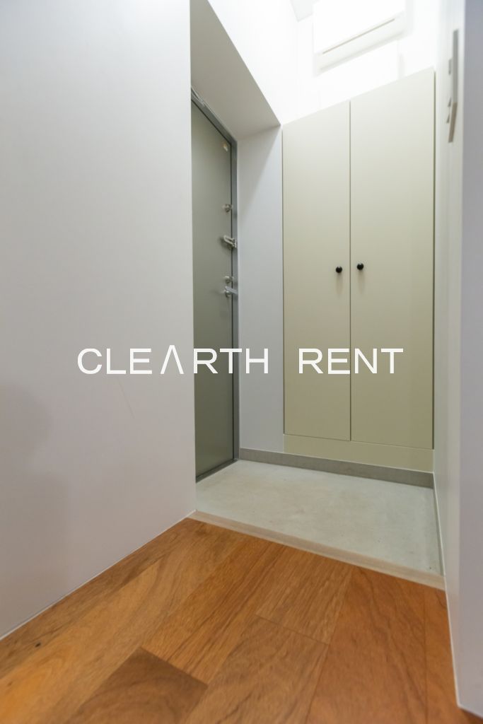 アスタルテ上原1階 長屋住居で共用部を通らず、住居の中に入ることができます