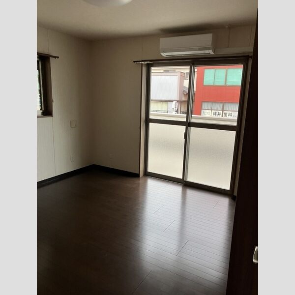 和光市本町貸住宅201号室 洋室8.1帖