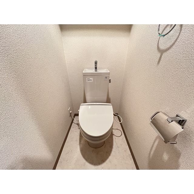 KCプレイス 暖房便座♪